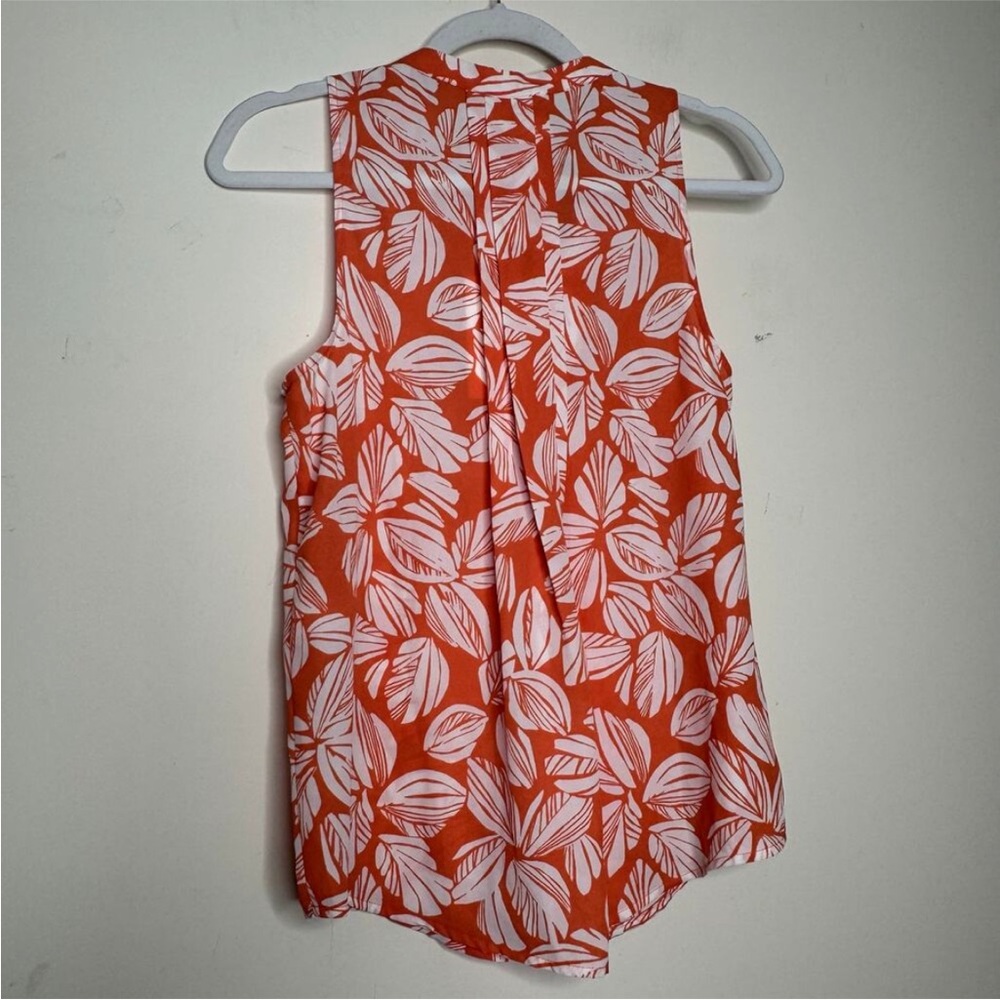 41 Hawthorn White and Orange Sleeveless Blouse with Notched Collar - Picture 4 of 11